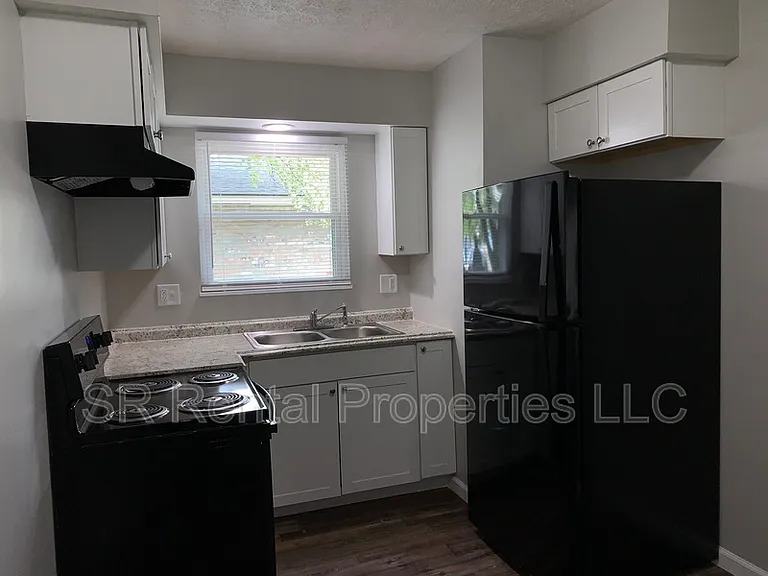 216 Bridge St #A — Photo 4