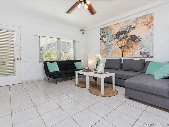4th image of 7300 Byron Ave APT 8