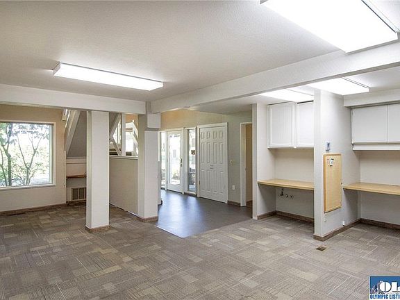 2nd image of 137 Fairway Dr #1