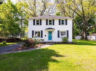 97 Owaissa Dr, Rochester, NY 14622