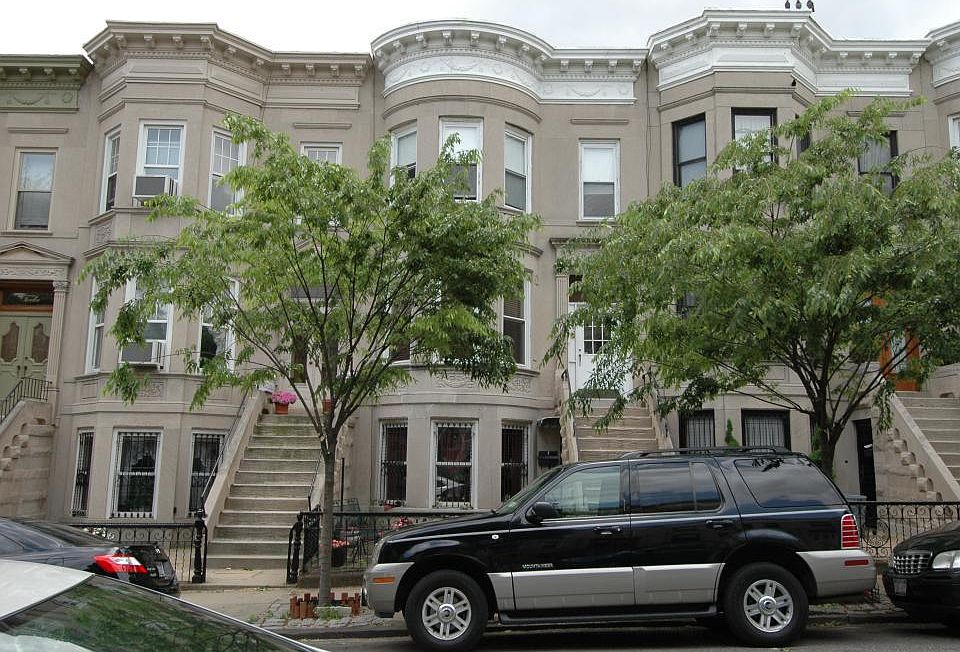 1st image of 8 Sherman St