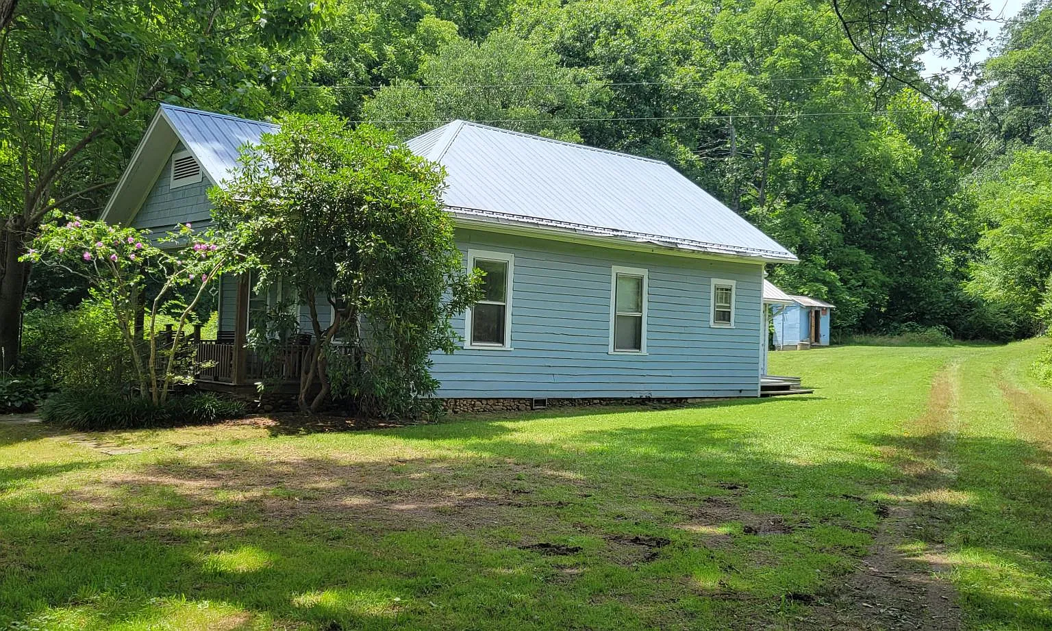 2 bed, 1008 sqft, $1,550 — Photo 3