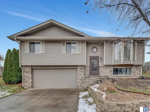 5108 S 78th St, Lincoln, NE 68516
