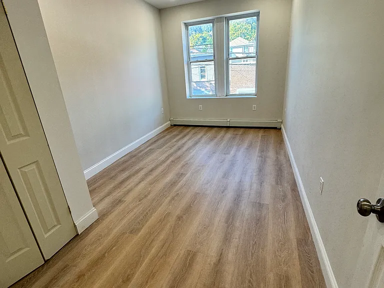 403 Jersey St — Photo 3