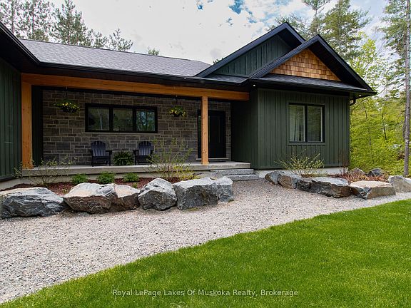 3rd image of 1065 Kilworthy Rd