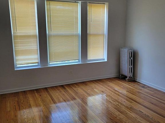 3rd image of 6813 S Harper Ave APT 3