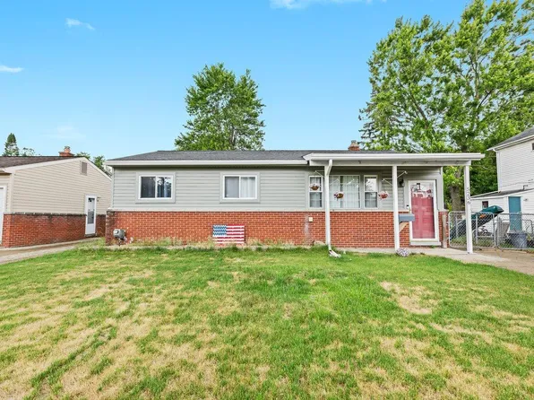 5236 Woodward St, Wayne, MI 48184