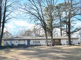 93 Shady Acres Rd, Tupelo, MS 38804