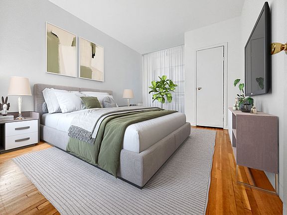 4th image of 117 W 58th St APT 10G