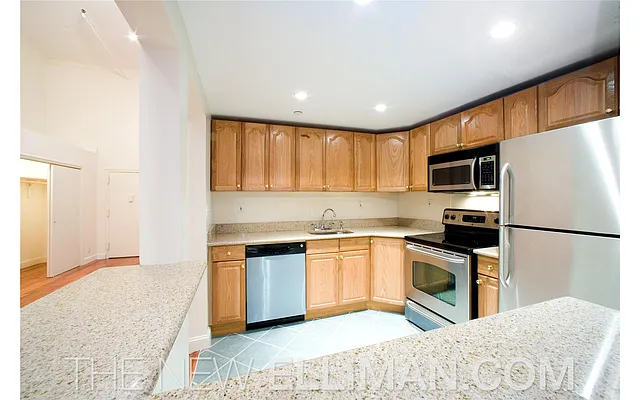 Rented by Douglas Elliman | media 32