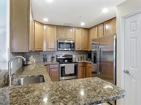 5th image of 28530 Carlow Ct Unit 101