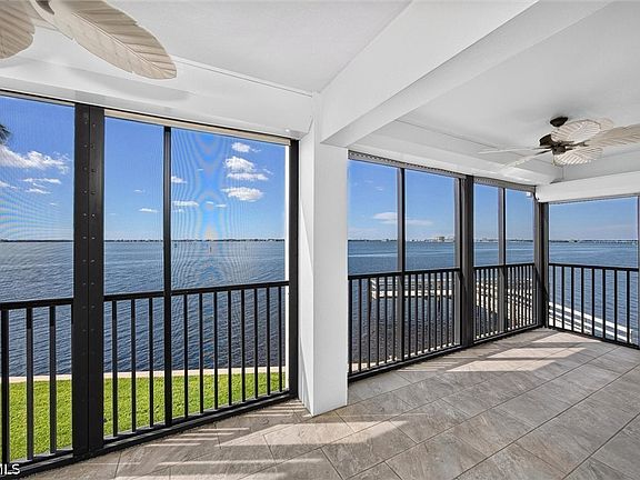 4th image of 1910 Virginia Ave APT 202