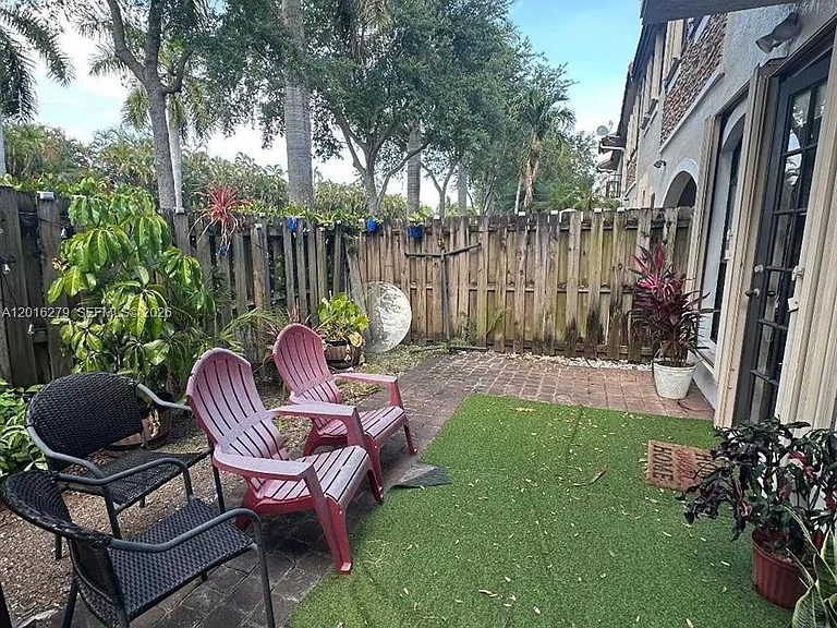 10361 NW 32nd Ter #0 — Photo 10