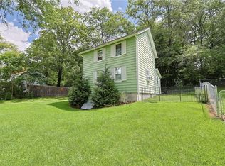 3 Stewart Ln, Chester, NY 10918