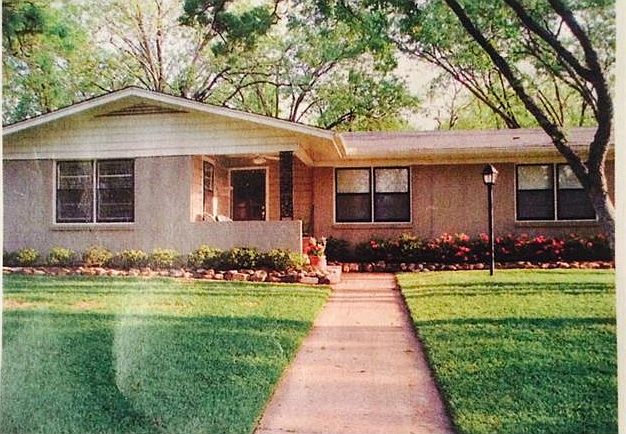 2nd image of 1511 Camellia Dr