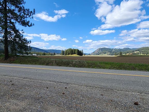 3rd image of 780 Gillette Rd