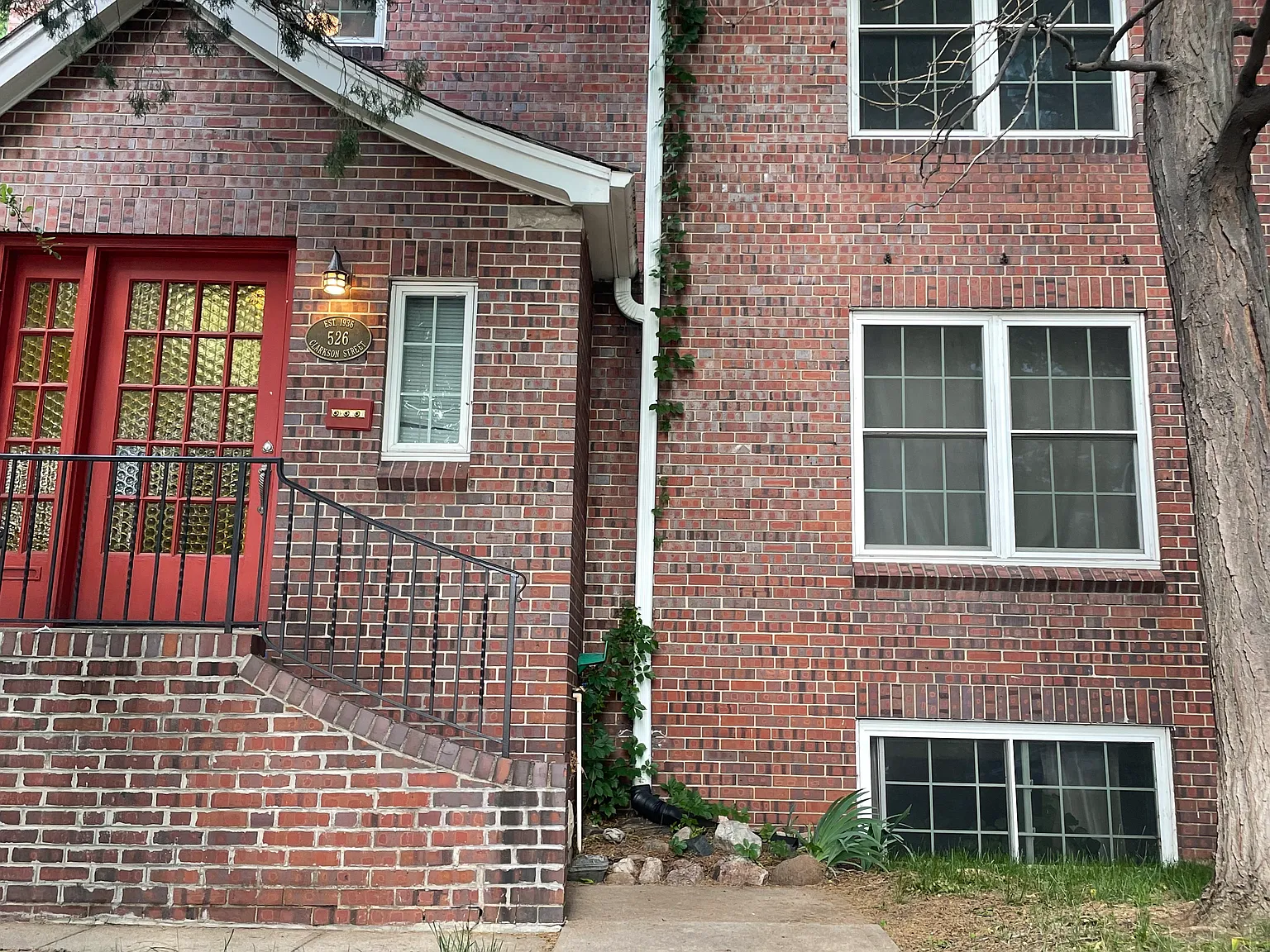 1 bed, 991 sqft, $1,175 — Photo 1