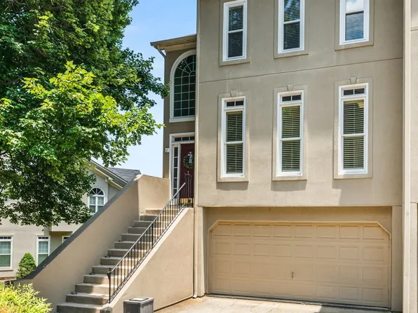 2556 Oakwood Trce, Smyrna, GA 30080