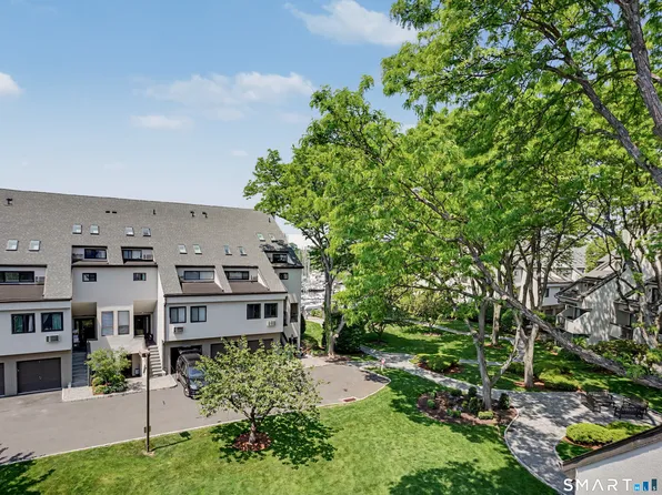 89 Harbor Drive #206, Stamford, CT 06902
