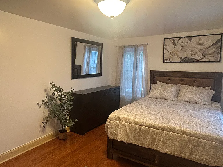 4 S Gilmor St — Photo 20