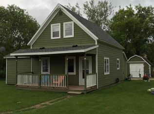 202 E Oak Ave, Frazee, MN 56544