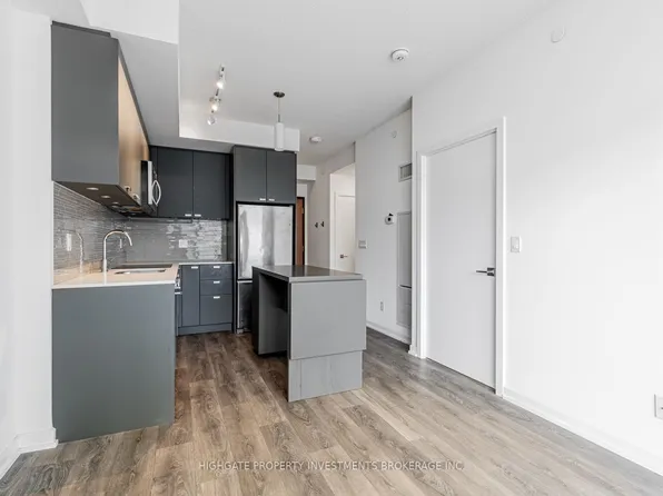 56 Forest Manor Rd, Toronto, ON