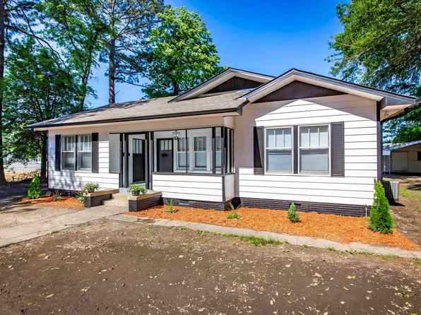 309 NE 1st St, England, AR 72046