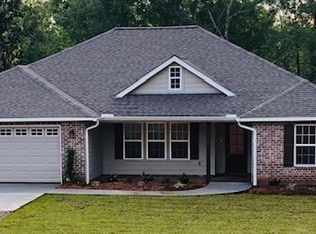 227 Holcomb Carroll Rd, Carriere, MS 39426