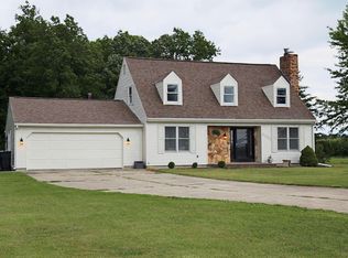 8235 Adams Center Rd, Fort Wayne, IN 46816