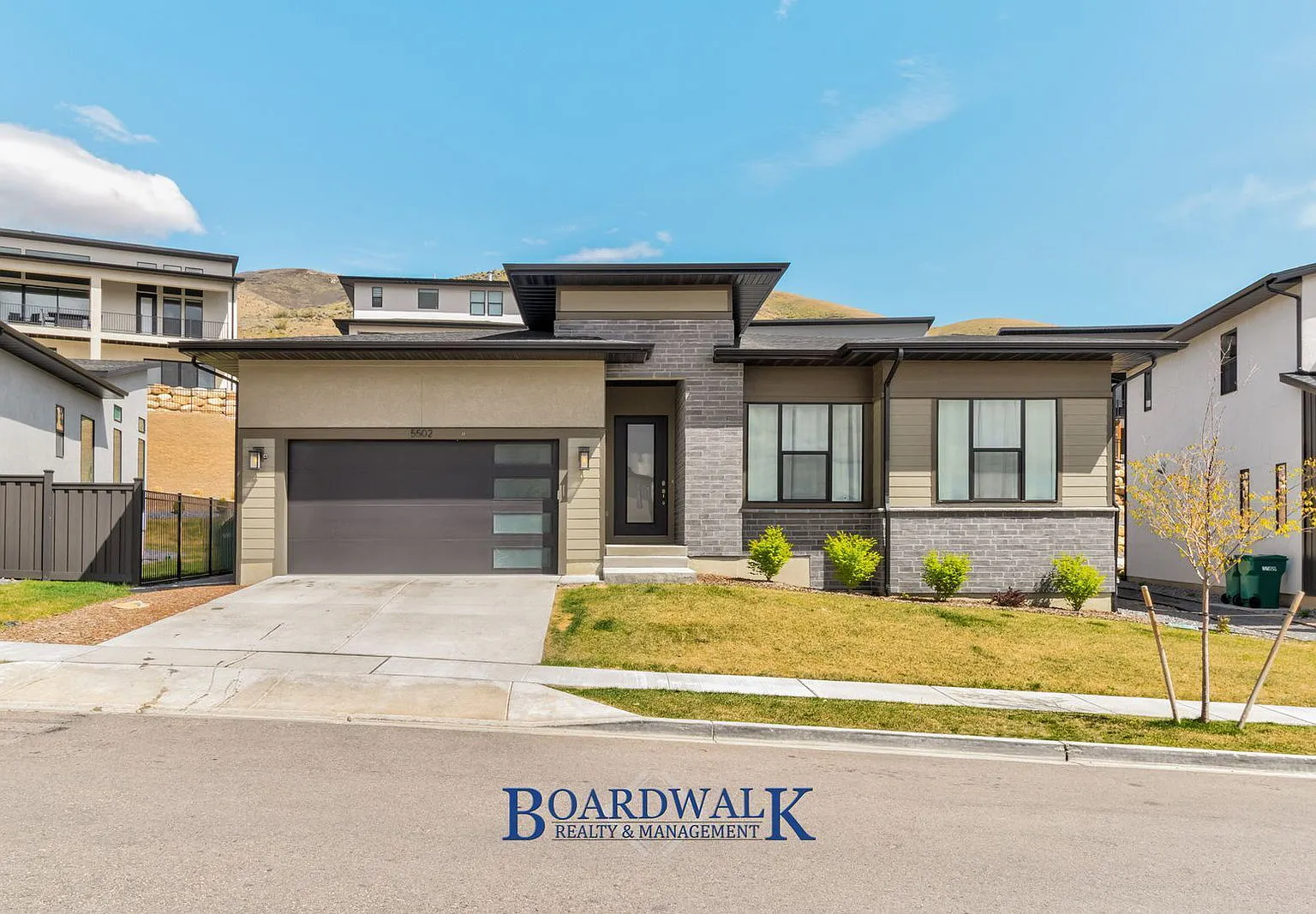 3 bed, 2.5 bath, 1897 sqft, $3,400 — Photo 3
