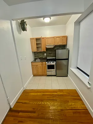 Rented by Douglas Elliman | media 6