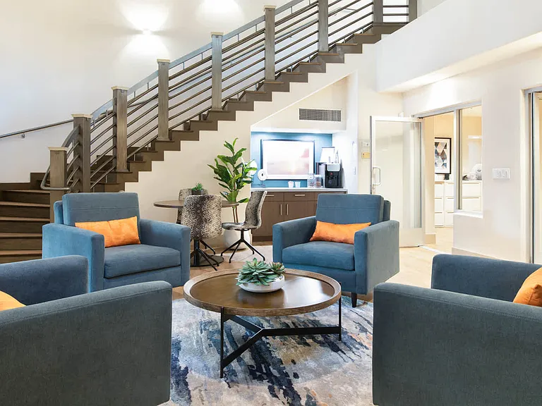 Leasing Office