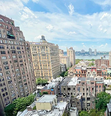 Rented by Rachel Realty | media 18