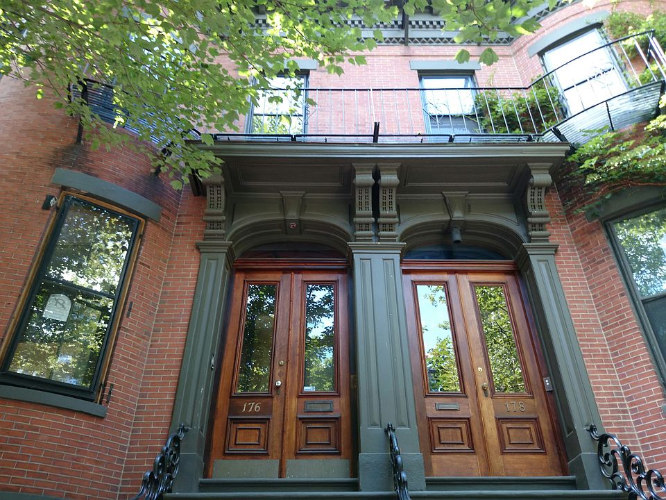 2nd image of 176 W Brookline St
