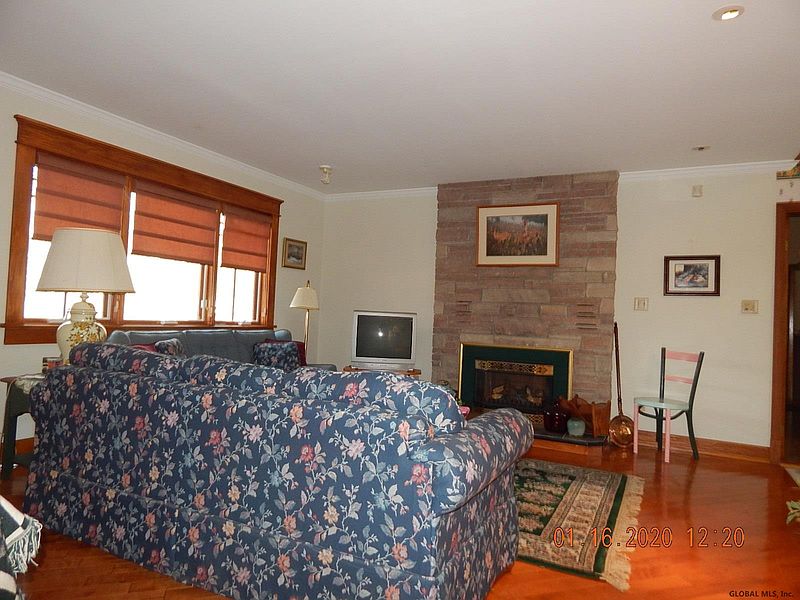 5th image of 128 SUNNY HILL ACRES Road