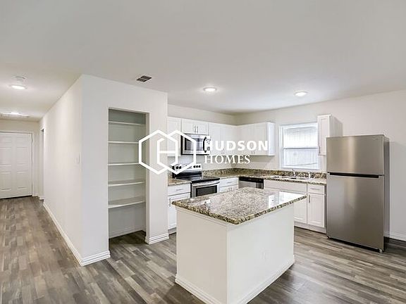 5th image of 149 Sunset Bay Dr