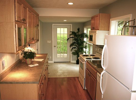 Kitchen Remodeled with new appliances