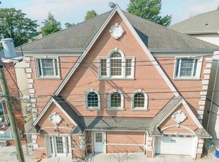 301 68th St APT 1, Guttenberg, NJ 07093