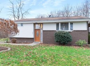 464 Textor Hill Rd, Evans City, PA 16033
