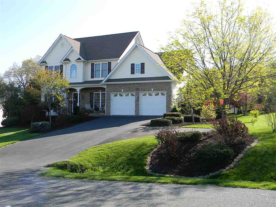 1st image of 2931 Brookshire Dr