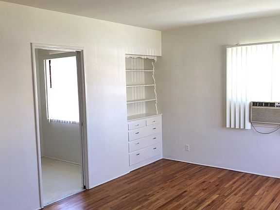2nd image of 1428 Dixon St APT A