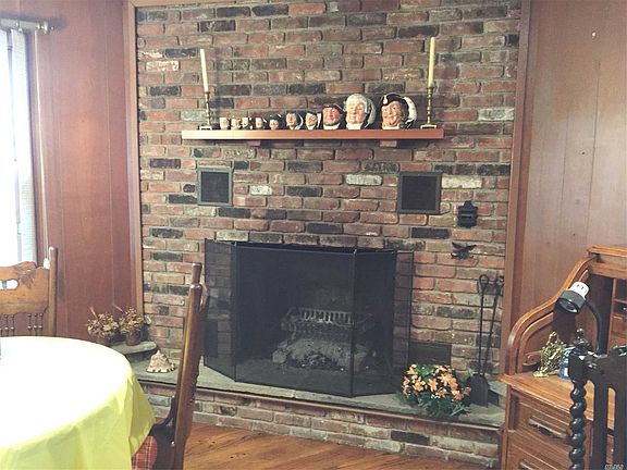 4th image of 535 Hazel Dr