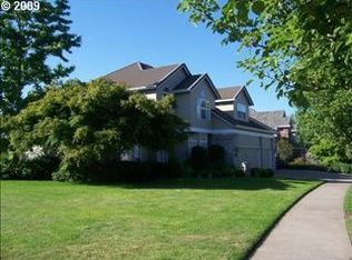 3620 River Pointe Dr, Eugene, OR 97408