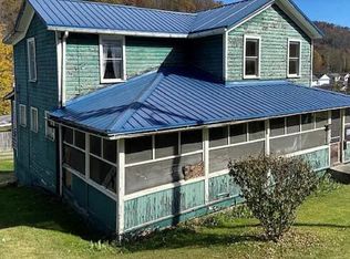 28 Spruce St, Richwood, WV