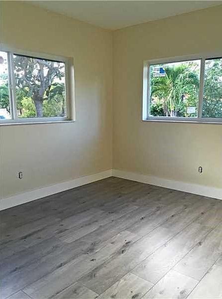 2nd image of 1180 NE 110th St