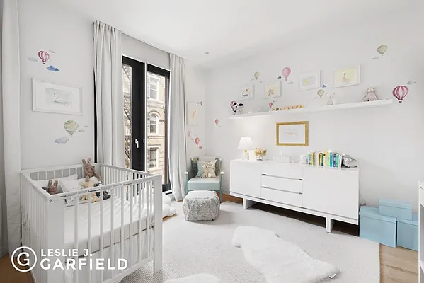 Sold by Leslie J. Garfield | media 16