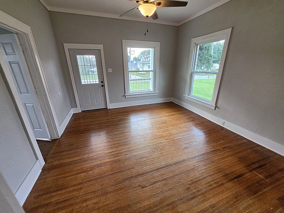 2nd image of 203 N Center St