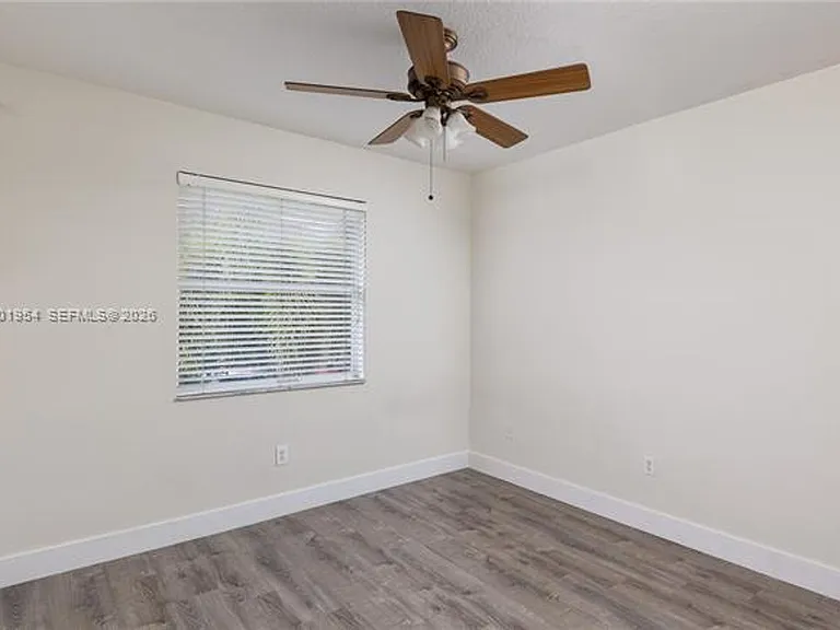 12722 SW 49th Ct #Townhouse 12722 — Photo 15