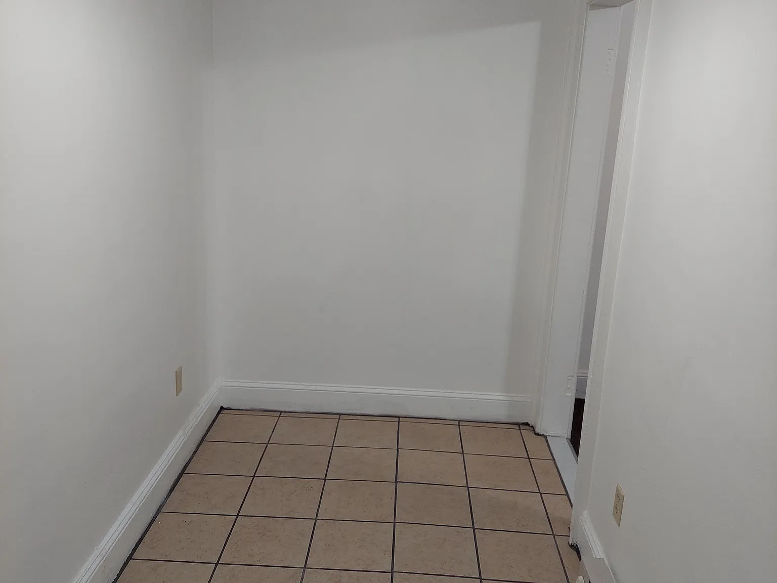 1 bed, $950 — Photo 3