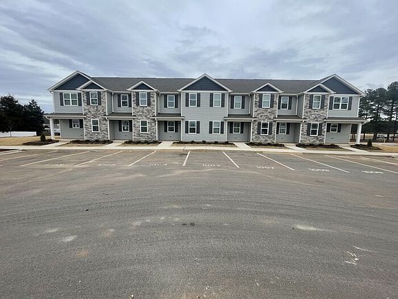3rd image of 1003 Peony Ln